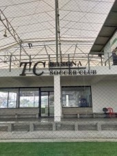 อักษรโลหะยกขอบทำสี ติดบนโครงเหล็ก1