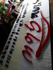 อักษรโลหะยกขอบทำสี6