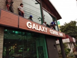 พลาสวูดทำสี ติดบนไม้ระแนง.2